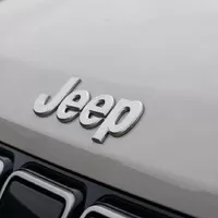 Jeep Avenger e-Hybrid: Kapesní crossover do města 