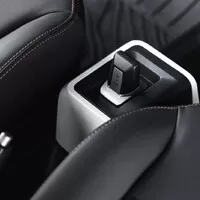 Dacia Spring v novém: Nejlevnější elektromobil na trhu má šmrncovní vizáž a umí uvařit kafe