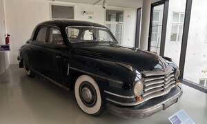 Historie: Škoda VOS: Limuzínu pro nejvyšší funkcionáře stavěla Praga, Tatra i Poldi Kladno