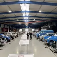 Za veterány na Rujánu. Oldtimer Museum Rügen srovnává vozový park východu a západu Německa v průběhu 40 let