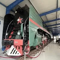 Za veterány na Rujánu. Oldtimer Museum Rügen srovnává vozový park východu a západu Německa v průběhu 40 let