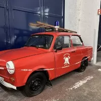 Za veterány na Rujánu. Oldtimer Museum Rügen srovnává vozový park východu a západu Německa v průběhu 40 let