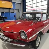 Za veterány na Rujánu. Oldtimer Museum Rügen srovnává vozový park východu a západu Německa v průběhu 40 let