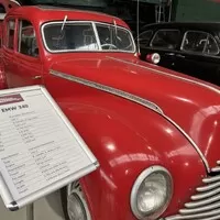 Za veterány na Rujánu. Oldtimer Museum Rügen srovnává vozový park východu a západu Německa v průběhu 40 let