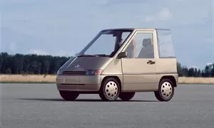 Historie: Komfort třídy S ve velikosti Smarta. Mercedes Benz NAFA byl konceptem, který předběhl svou dobu