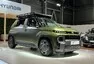Legendární Capri v novém, elektrická Alpine a hybridní Tatra. Co si nenechat ujít na letošním e-Salonu