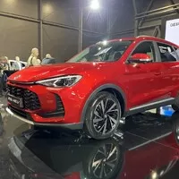 Legendární Capri v novém, elektrická Alpine a hybridní Tatra. Co si nenechat ujít na letošním e-Salonu