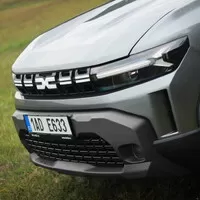 Dacia Duster Expression ECO-G 100: Bič na elektromobily