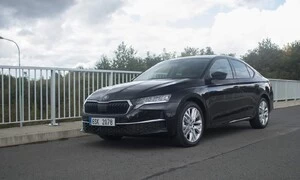 Recenze & testy: Škoda Octavia 2.0 TDI 85 kW: Základní diesel a střední výbava jí překvapivě sednou