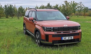 Recenze & testy: Hyundai Santa Fe Hybrid: Americké SUV z Koreje