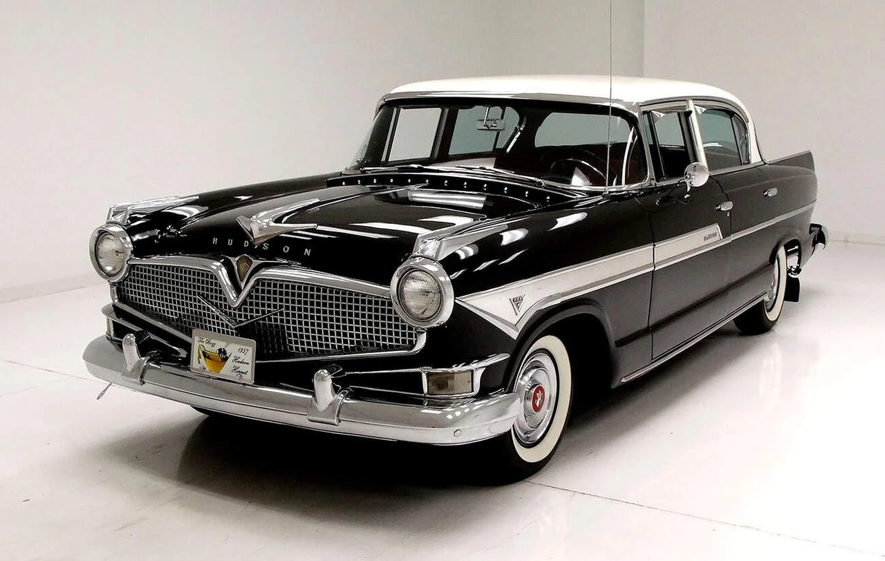 foto: Classic Auto Mall, classicautomall.com