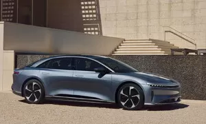 Lucid Motors vyrábí nejlepší elektromobily na světě. Dojedou takřka tisíc kilometrů