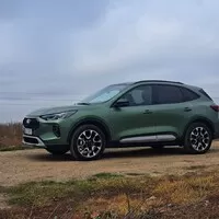 Ford Kuga hybrid: SUV od Fordu nemusí být jen převlečený pick-up