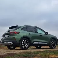 Ford Kuga hybrid: SUV od Fordu nemusí být jen převlečený pick-up