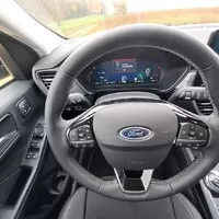 Ford Kuga hybrid: SUV od Fordu nemusí být jen převlečený pick-up