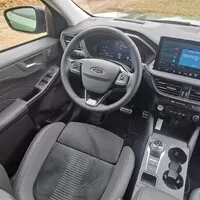 Ford Kuga hybrid: SUV od Fordu nemusí být jen převlečený pick-up
