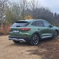 Ford Kuga hybrid: SUV od Fordu nemusí být jen převlečený pick-up