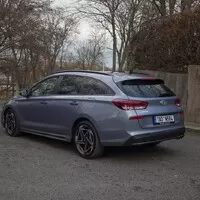 Hyundai i30 1.5 TGDi: Méně koní, více otravných asistentů a stále skvělý poměr cena-výkon