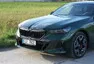 BMW 550e xDrive: V zajetí doby
