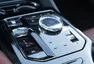 BMW 550e xDrive: V zajetí doby
