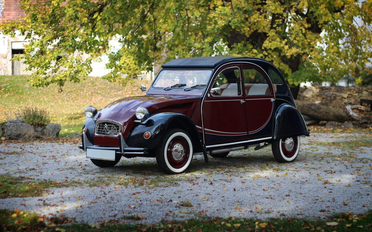 Citroen 2CV, Foto: Tomáš Strach, Autíčkář.cz