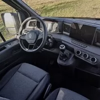 Renault Master: Aerodynamický, moderní, ale co ten interiér?