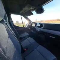 Renault Master: Aerodynamický, moderní, ale co ten interiér?