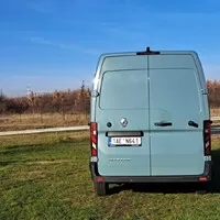 Renault Master: Aerodynamický, moderní, ale co ten interiér?