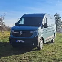 Renault Master: Aerodynamický, moderní, ale co ten interiér?