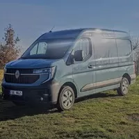 Renault Master: Aerodynamický, moderní, ale co ten interiér?