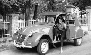 Historie: Retro okénko Petra Přikryla: Jak zrezlá Kachna s výfukem ze zábradlí zachránila Fiat 131 Mirafiori