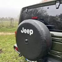 Jeep Wrangler 2.0 Turbo Sahara: Překvapivý univerzál