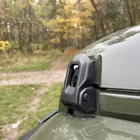 Jeep Wrangler 2.0 Turbo Sahara: Překvapivý univerzál