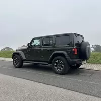 Jeep Wrangler 2.0 Turbo Sahara: Překvapivý univerzál