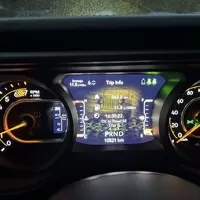 Jeep Wrangler 2.0 Turbo Sahara: Překvapivý univerzál
