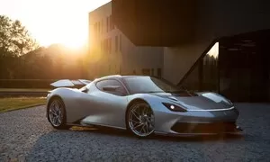 Autíčkář na cestách, Novinky: Pininfarina Battista: Čistá esence italského supersportu v Beskydech