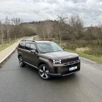 Hyundai Santa Fe PHEV Style Premium: Jumbo jet na čtyřech kolech
