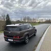Hyundai Santa Fe PHEV Style Premium: Jumbo jet na čtyřech kolech
