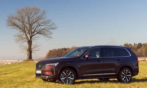 Recenze & testy: Volvo XC90 T8 eAWD: Ať žije král