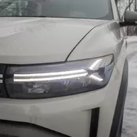 Dacia Duster Hybrid 140: Nadchne spotřebou i tichem, sprinty však po něm nechtějte