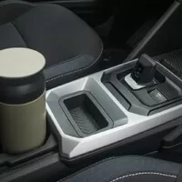Dacia Duster Hybrid 140: Nadchne spotřebou i tichem, sprinty však po něm nechtějte