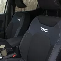 Dacia Duster Hybrid 140: Nadchne spotřebou i tichem, sprinty však po něm nechtějte