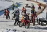 Adrenalin na sněhu: Moje první zkušenost s motoskijoringem – Když se motocykly a lyže potkají