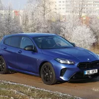BMW M135 xDrive: Rychlý hatchback, který by potřeboval okořenit