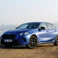 BMW M135 xDrive: Rychlý hatchback, který by potřeboval okořenit