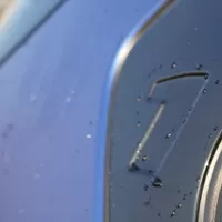 BMW M135 xDrive: Rychlý hatchback, který by potřeboval okořenit