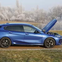 BMW M135 xDrive: Rychlý hatchback, který by potřeboval okořenit