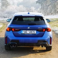 BMW M135 xDrive: Rychlý hatchback, který by potřeboval okořenit