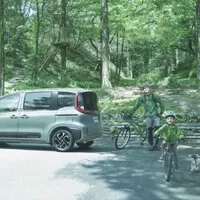 Toyota Sienta, Foto: Toyota, tisková fotografie