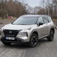 Nissan X-Trail e-4orce Trek: Rodinný kamarád do deště i do sněhu